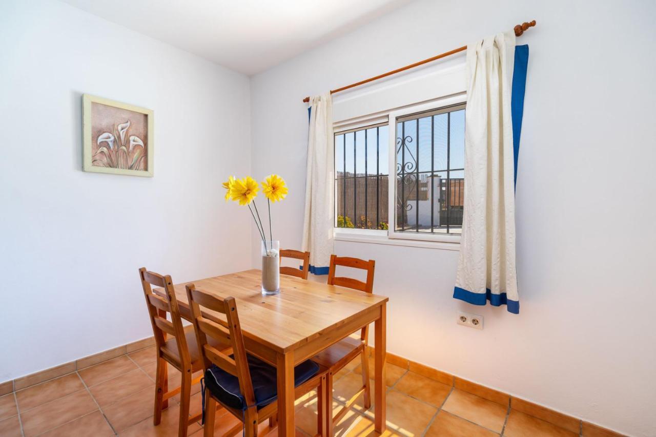 Casa Carlos Con Piscina Privada En Conil Conil De La Frontera Luaran gambar